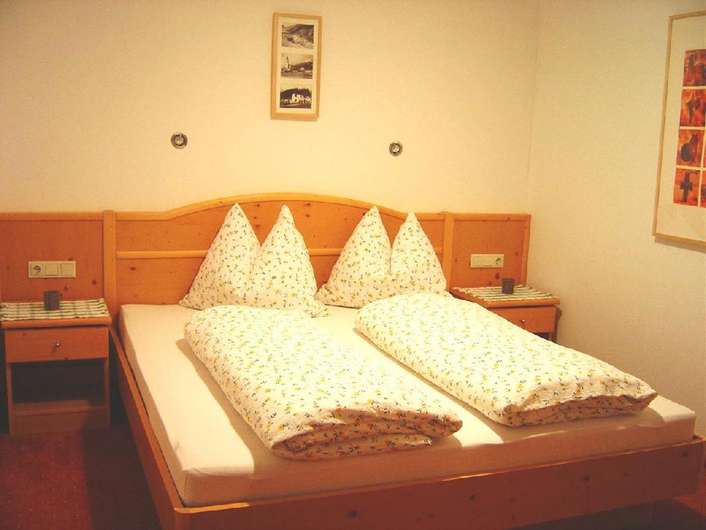Apartmán Haus Harbauer Neustift im Stubaital Pokoj fotografie
